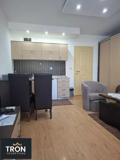 Nemanjina | 4zida.rs