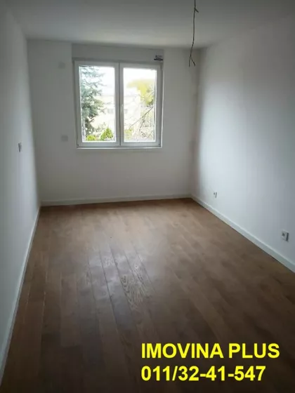 Cara Dušana | 4zida.rs