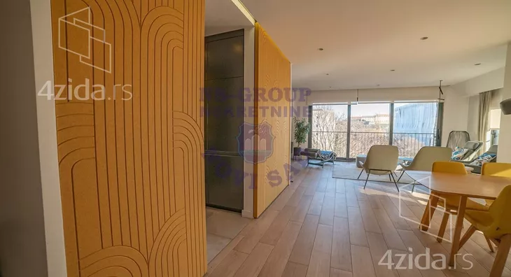 Petosoban stan | 4zida