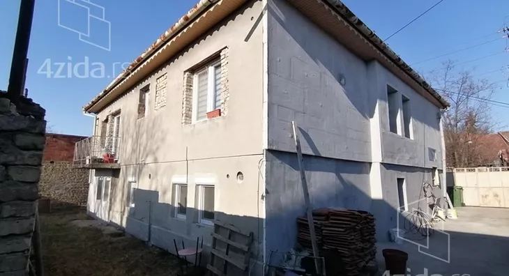 Kuća | 4zida