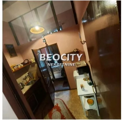 Avijaticarski trg | 4zida.rs