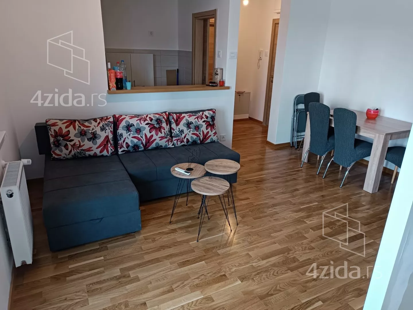 Jednoiposoban stan | 4zida
