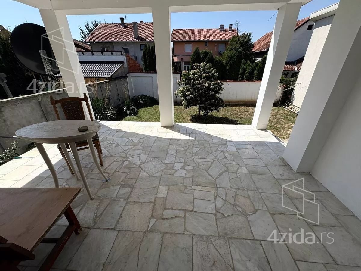 3-etažna kuća | 4zida