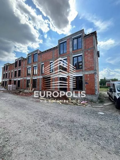 Borča | 4zida.rs