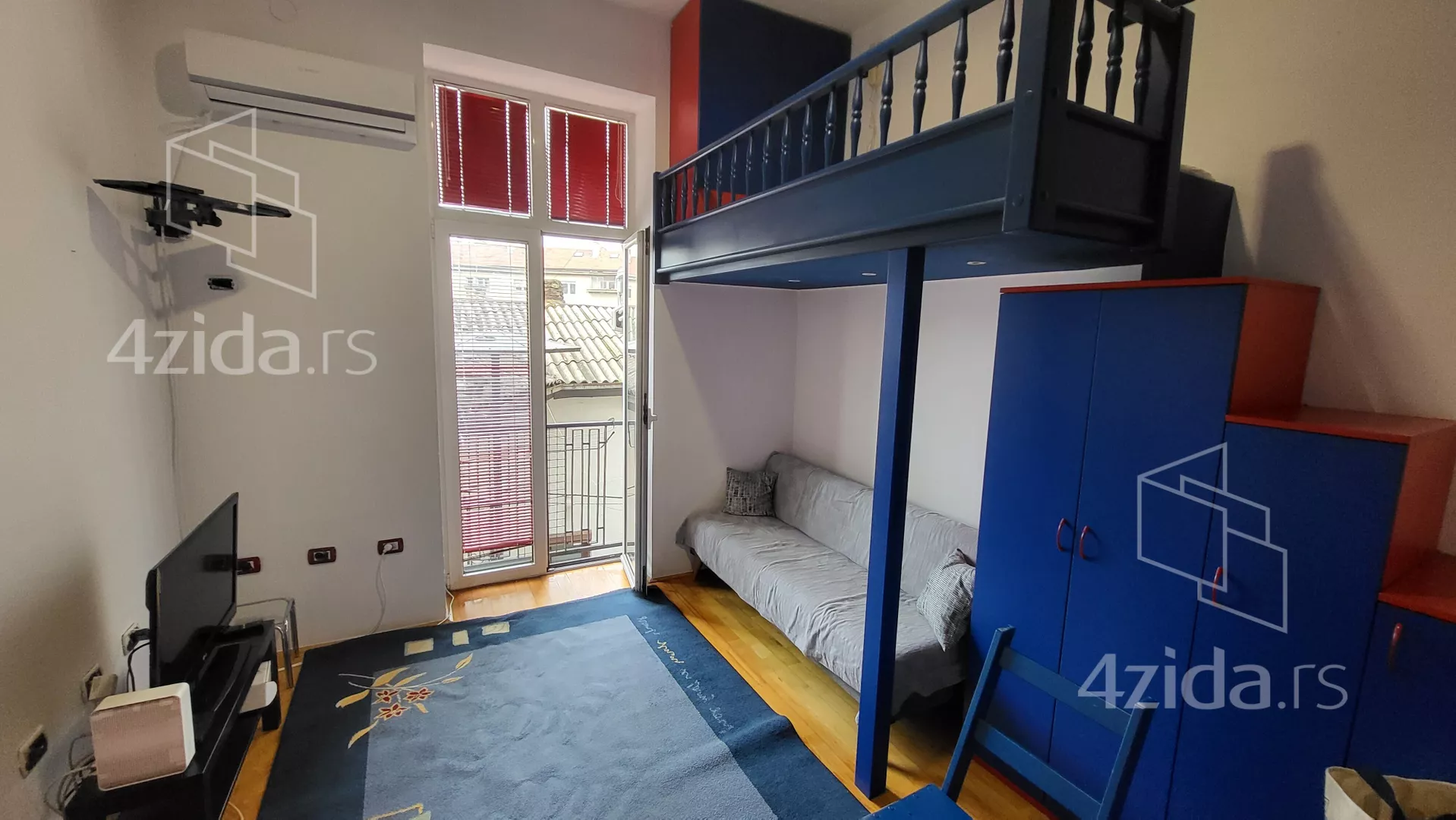 Jednoiposoban stan | 4zida