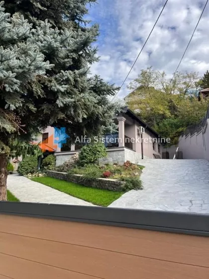 Višnjička Banja | 4zida.rs