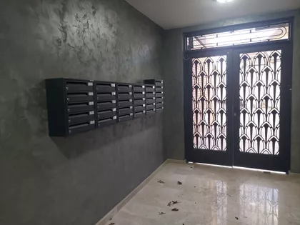 Trg Cara Jovana Nenada | 4zida.rs