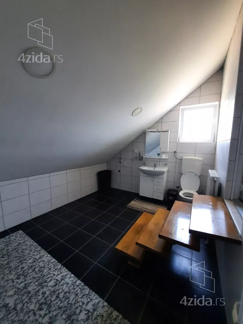 4-etažna kuća | 4zida