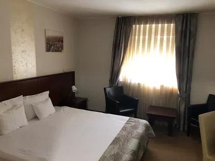 AUTOPUT ZA NOVI SAD | 4zida.rs