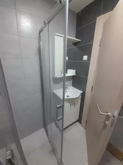 Milovana Gušića 99 | 4zida.rs