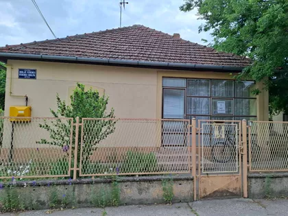 Mali Radanovac | 4zida.rs