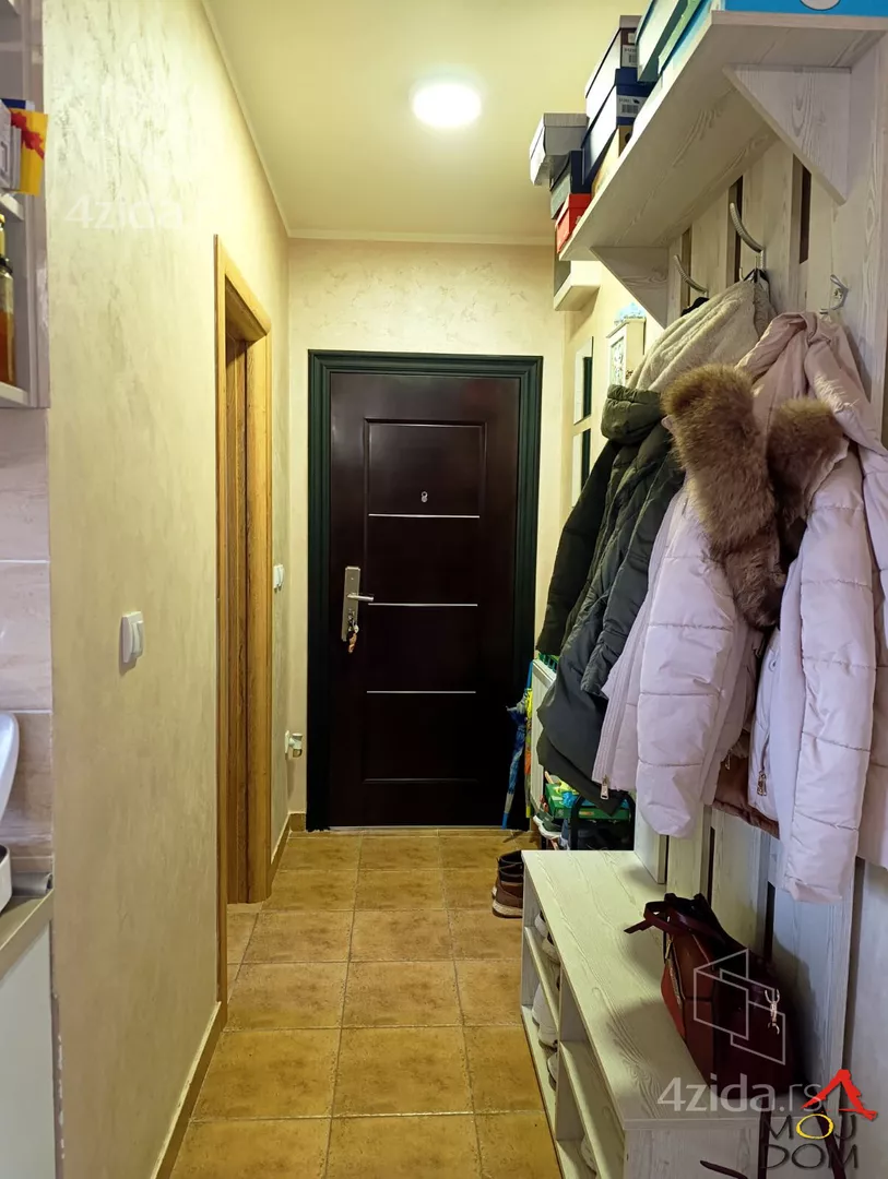 Četvoroiposoban stan | 4zida