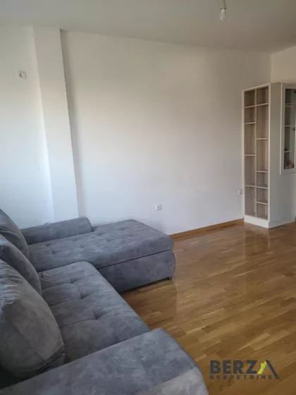 Bulevar Patrijarha Pavla (Somborski Bulevar) | 4zida.rs