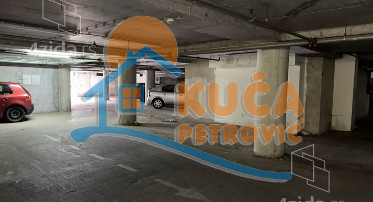 Garaža | 4zida
