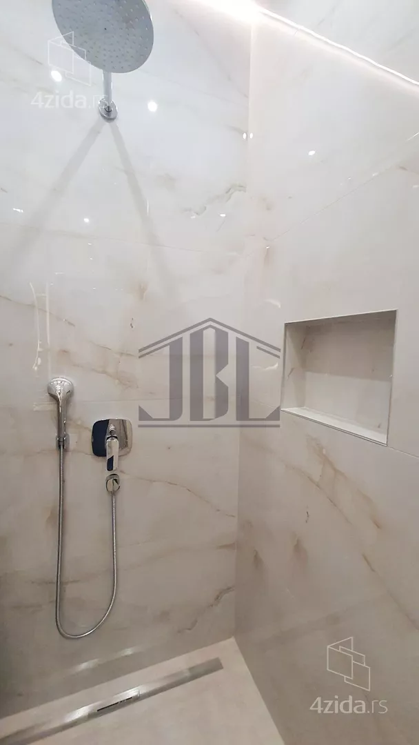 Kancelarija | 4zida