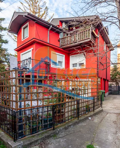 Orlovića Pavla | 4zida.rs