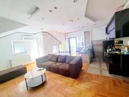 Učiteljsko Naselje | 4zida.rs