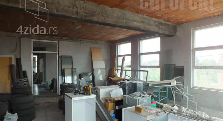 Poslovni prostor | 4zida