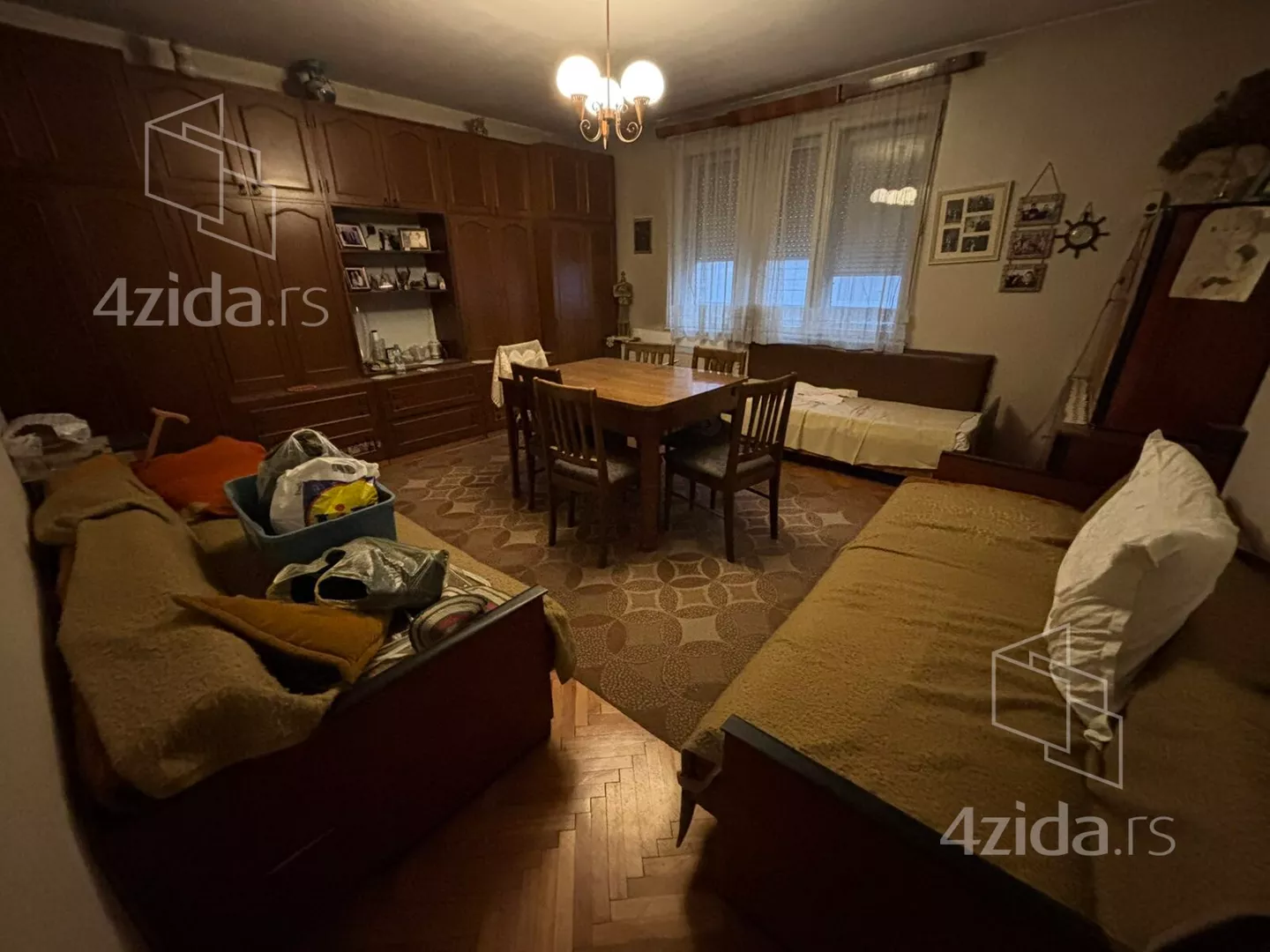 Dvoiposoban stan | 4zida