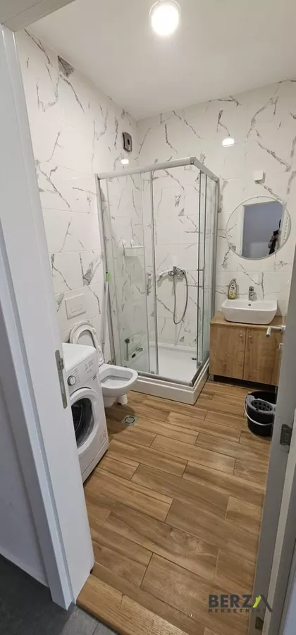 Cara Dušana | 4zida.rs