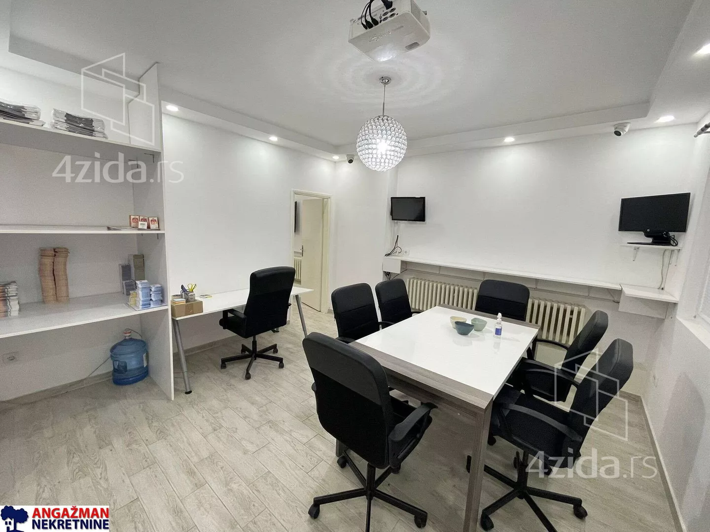 Poslovni prostor | 4zida