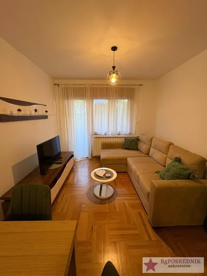 Miladina Pećinara | 4zida.rs