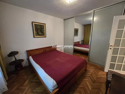 Kalenić pijaca | 4zida.rs