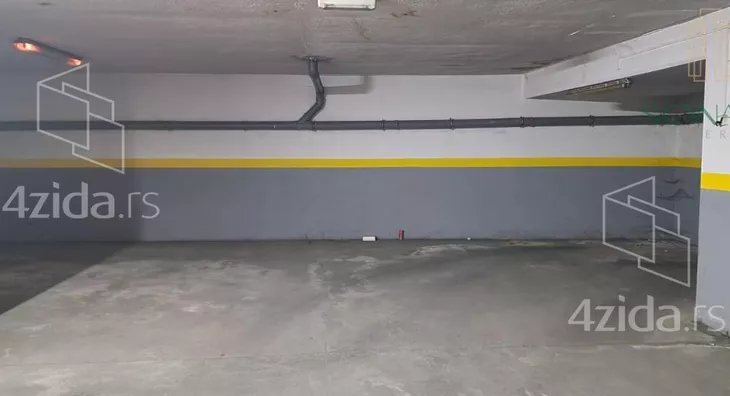 Garaža/Parking | 4zida