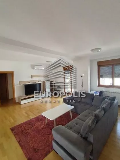 Hram Svetog Save | 4zida.rs