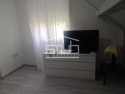 Vladimira Mitrovića | 4zida.rs