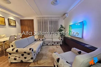 Crveni Krst Vračar | 4zida.rs