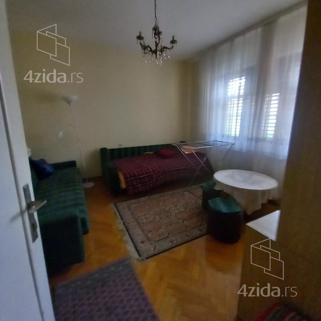 4-etažna kuća | 4zida