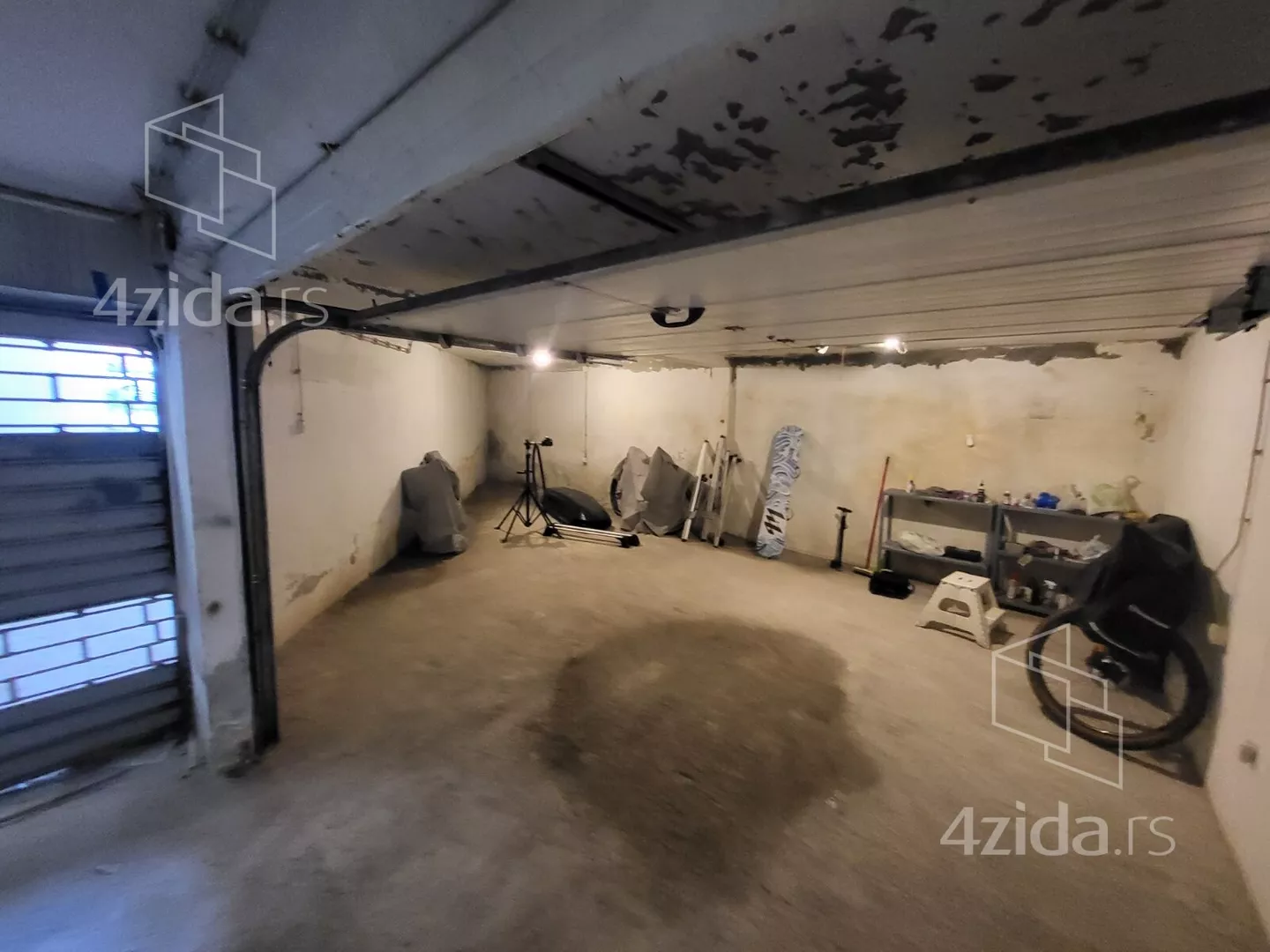 Garaža | 4zida