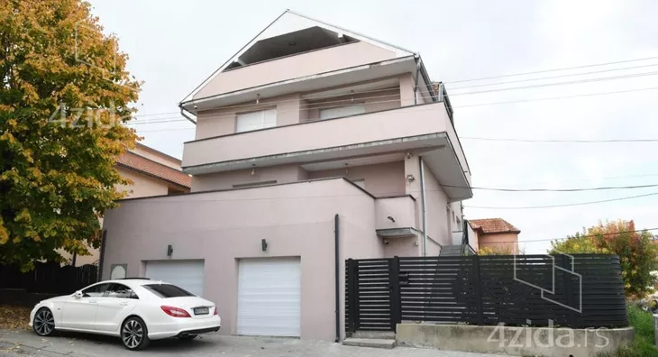 Kuća | 4zida