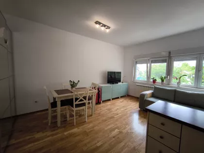 Rade Končara | 4zida.rs