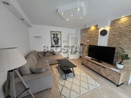 Gandijeva | 4zida.rs