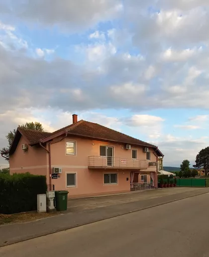 Ritska 4 | 4zida.rs