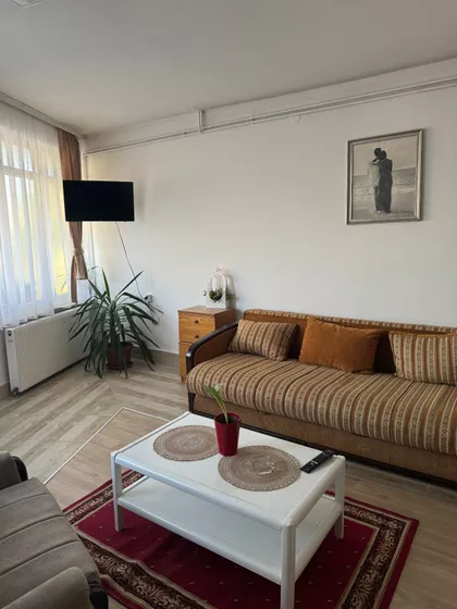 Obrada Lučića 27 | 4zida.rs