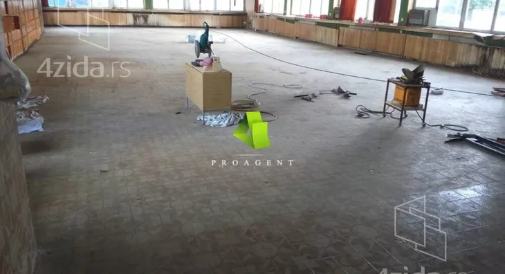 Poslovni prostor | 4zida