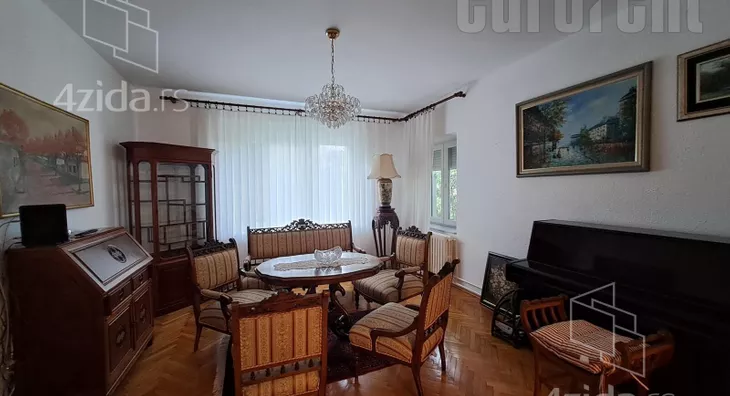 3-etažna kuća | 4zida