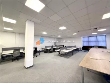 Blok 11c - Stari Merkator | 4zida.rs