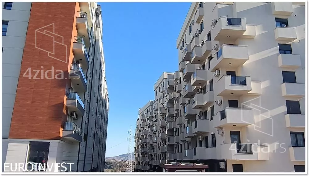 Garaža | 4zida