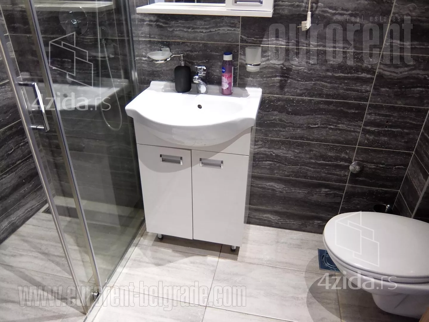 3-etažna kuća | 4zida