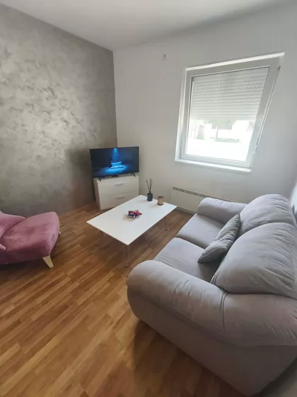 Vojvođanska | 4zida.rs