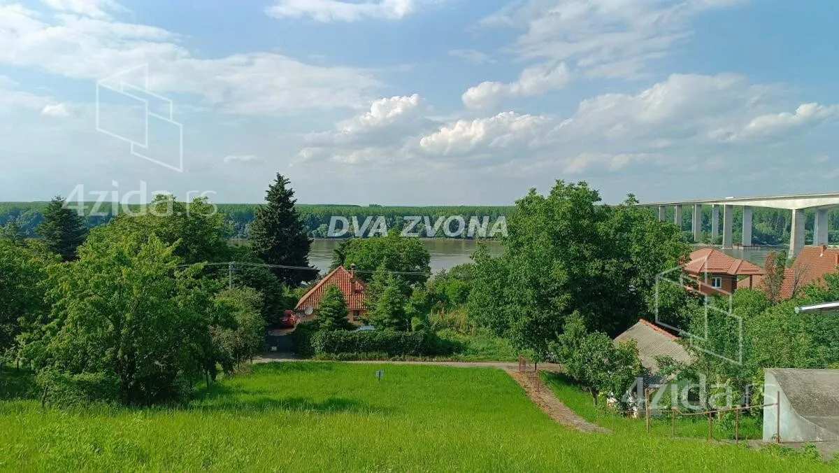 Plac | 4zida