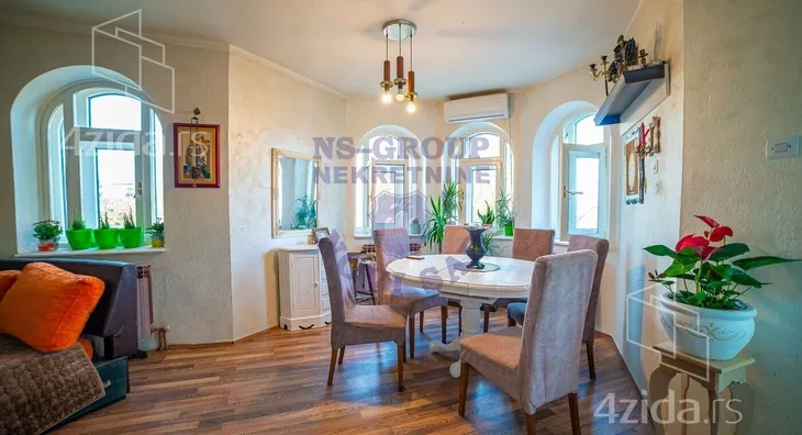 4-etažna kuća | 4zida