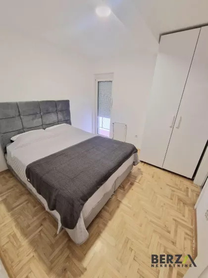 Cara Dušana | 4zida.rs