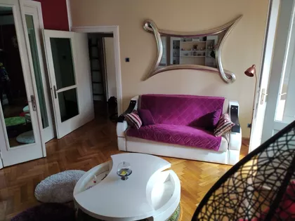 Obrenovićeva | 4zida.rs