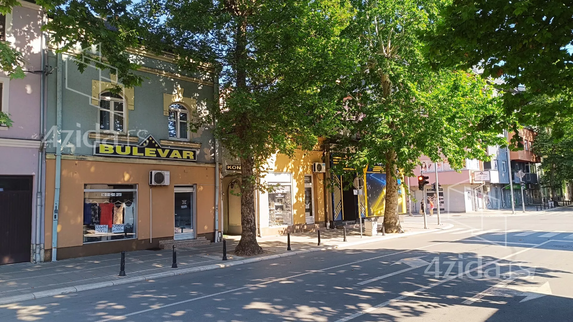 Poslovna zgrada | 4zida