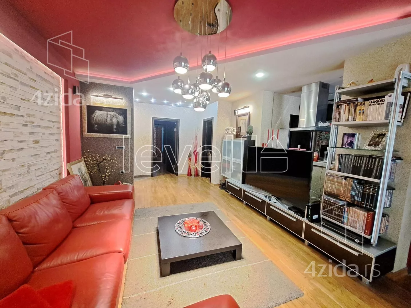 Petosoban stan | 4zida